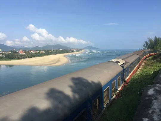 Hướng dẫn viên du lịch miền Trung: Huế, Đà Nẵng, Quảng...
